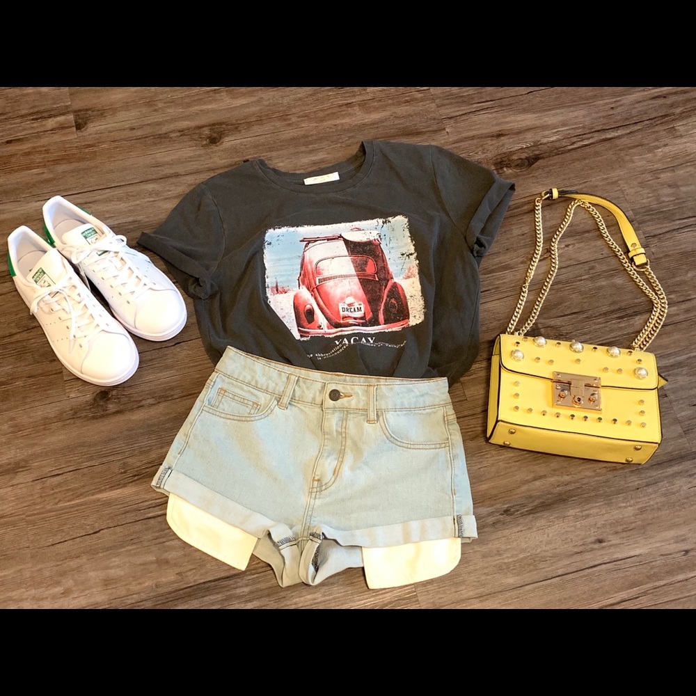 Vacay Tee